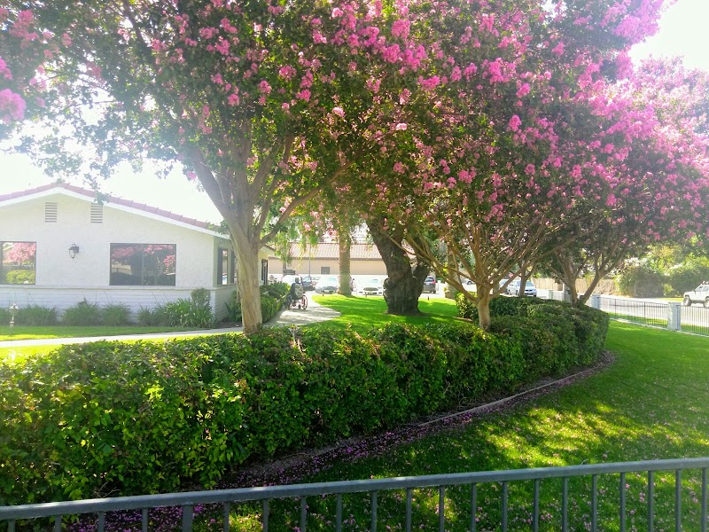 VALENCIA GARDENS HEALTH CARE CENTER nursing home in RIVERSIDE, CA - Photo 5 of 10
