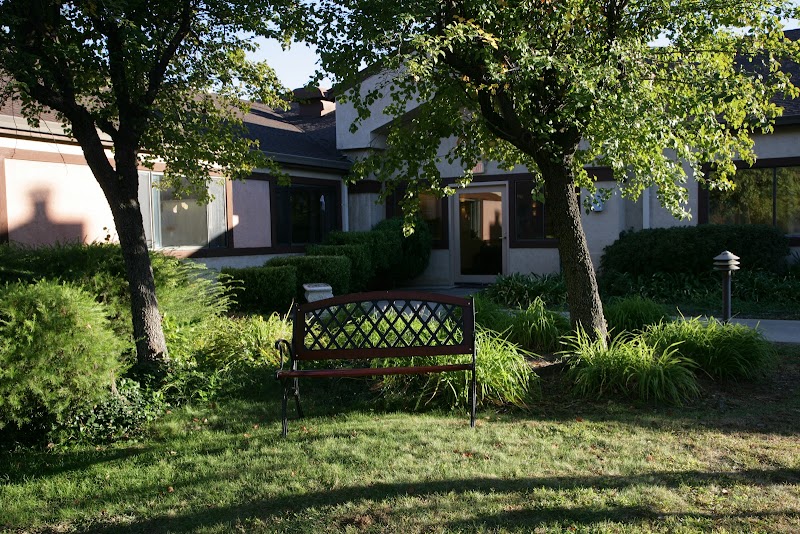 QUARTZ HILL POST ACUTE nursing home in REDDING, CA - Photo 2 of 10