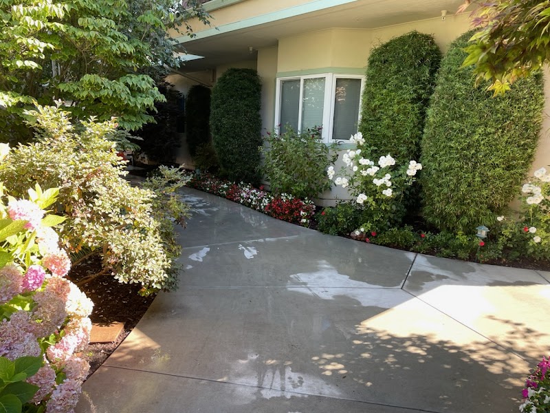 LINCOLN GLEN SKILLED NURSING nursing home in SAN JOSE, CA - Photo 5 of 10