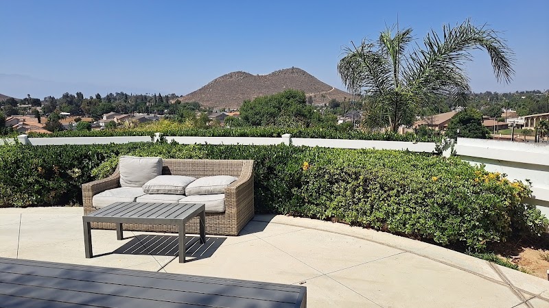 PALM TERRACE CARE CENTER nursing home in RIVERSIDE, CA - Photo 3 of 10