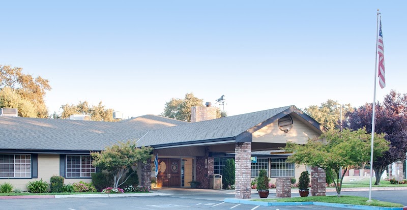 CREEKSIDE CENTER nursing home in STOCKTON, CA - Photo 2 of 5