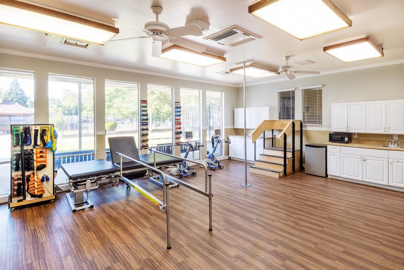 NORTH POINTE CARE CENTER nursing home in SACRAMENTO, CA - Photo 3 of 5