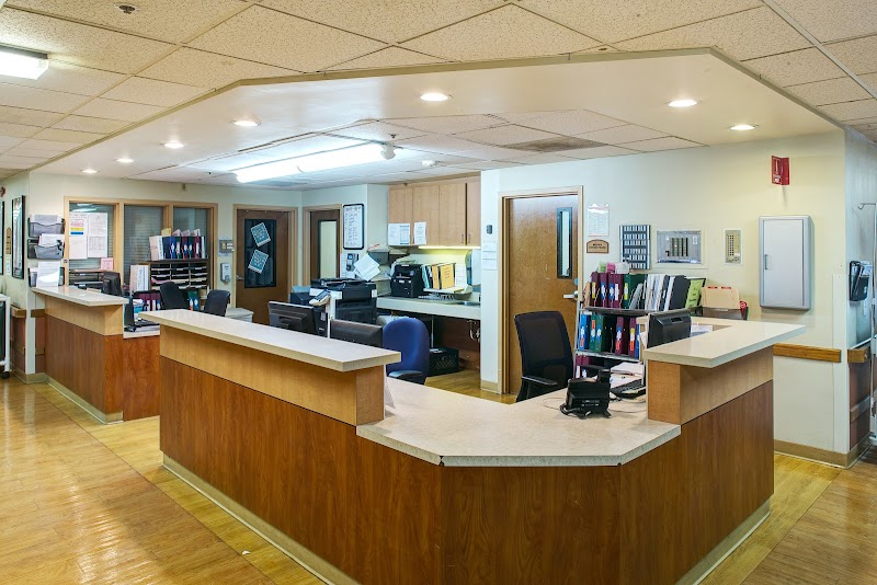 GLENDORA CANYON TRANSITIONAL CARE UNIT nursing home in GLENDORA, CA - Photo 4 of 5