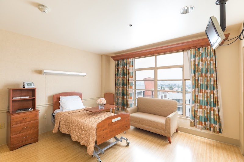 KEI-AI LOS ANGELES HEALTHCARE CENTER nursing home in LOS ANGELES, CA - Photo 3 of 5