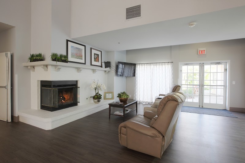 GRAMERCY COURT nursing home in SACRAMENTO, CA - Photo 3 of 10