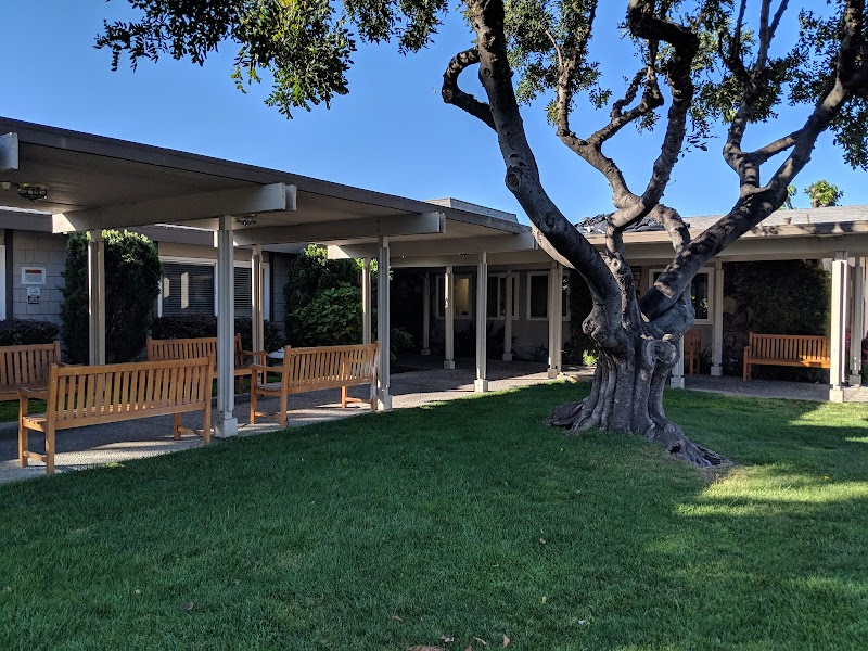 VISTA MANOR NURSING CENTER nursing home in SAN JOSE, CA - Photo 2 of 10