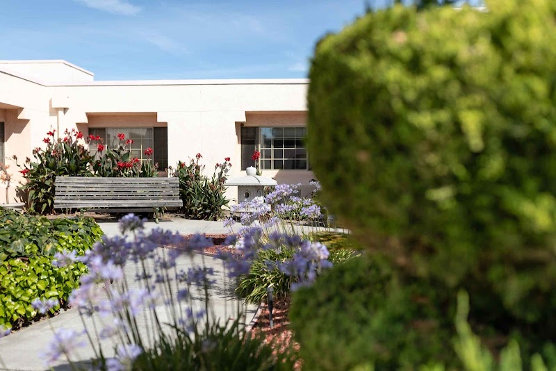 MISSION DE LA CASA nursing home in SAN JOSE, CA - Photo 5 of 10