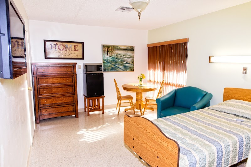 OAK GLEN POST ACUTE nursing home in CHERRY VALLEY, CA - Photo 3 of 5