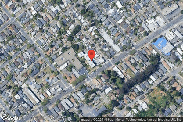 REDWOOD HEALTHCARE CENTER LLC nursing home in OAKLAND, CA - Photo 1 of 6