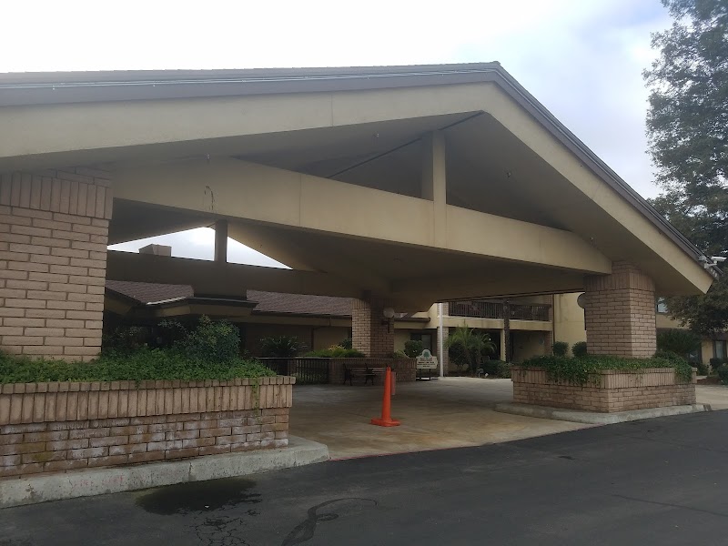 PALM VILLAGE RETIREMENT COMM. nursing home in REEDLEY, CA - Photo 5 of 5