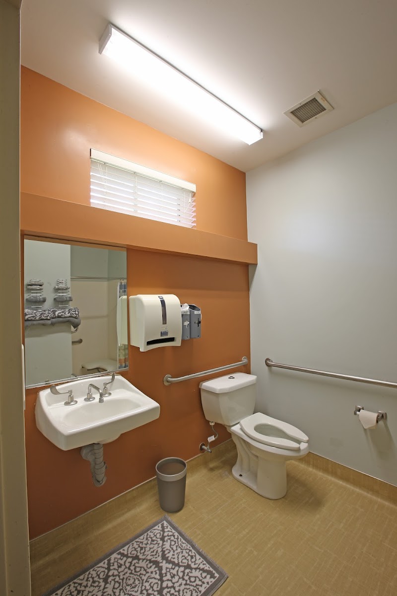 SMITH RANCH SKILLED NURSING & REHABILITATION CENTE nursing home in SAN RAFAEL, CA - Photo 5 of 5