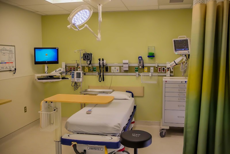 EMANATE HEALTH INTER-COMMUNITY HOSPITAL- D/P SNF nursing home in COVINA, CA - Photo 3 of 10