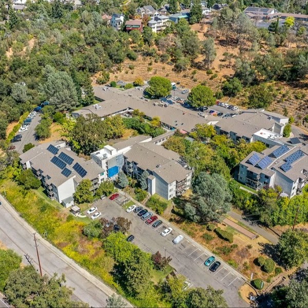 AUBURN RAVINE HEALTHCARE CENTER nursing home in AUBURN, CA - Photo 1 of 5