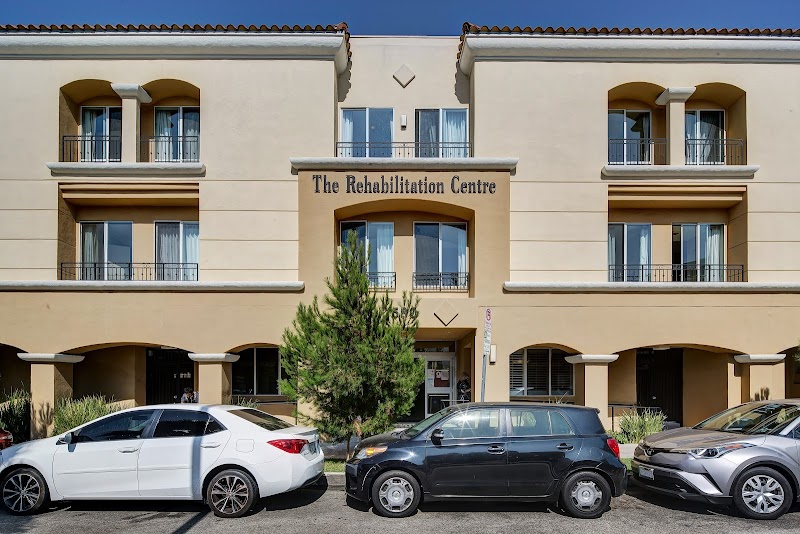 BEVERLY HILLS REHABILITATION CENTRE nursing home in LOS ANGELES, CA - Photo 4 of 5