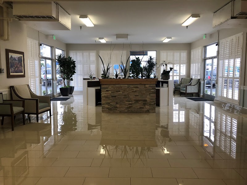 THE ORCHARDS POST-ACUTE nursing home in BAKERSFIELD, CA - Photo 4 of 5