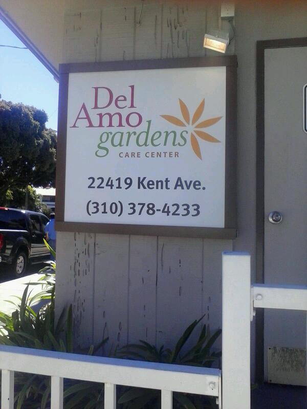 DEL AMO GARDENS CARE CENTER nursing home in TORRANCE, CA - Photo 2 of 3
