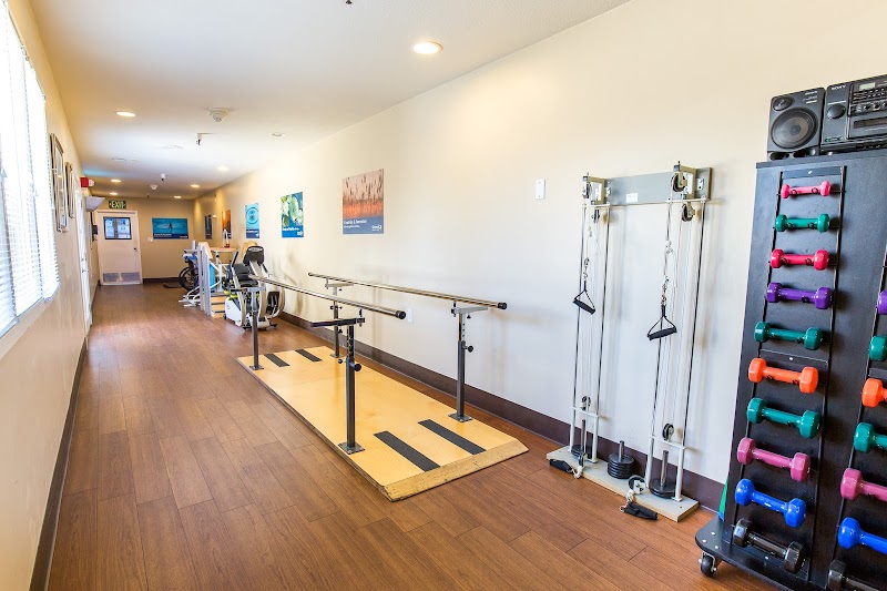 WINDSOR CARE CENTER OF SACRAMENTO nursing home in SACRAMENTO, CA - Photo 3 of 10