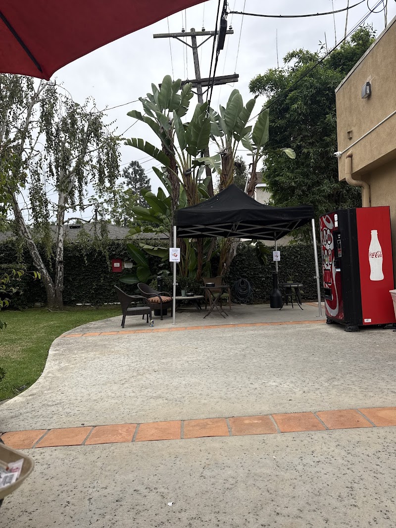 MAR VISTA COUNTRY VILLA HEALTHCARE & WELLNESS nursing home in LOS ANGELES, CA - Photo 4 of 5