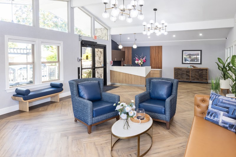 SUNNYVALE POST-ACUTE CENTER nursing home in SUNNYVALE, CA - Photo 3 of 5