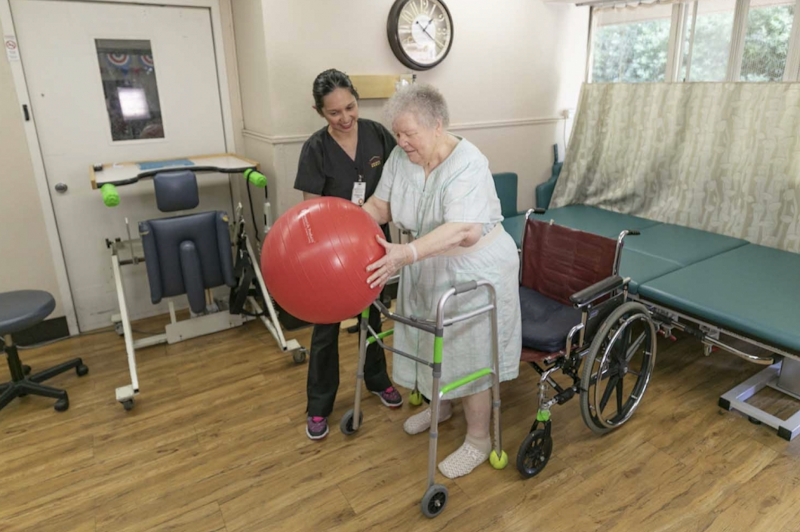 MISSION CARE CENTER nursing home in ROSEMEAD, CA - Photo 4 of 10