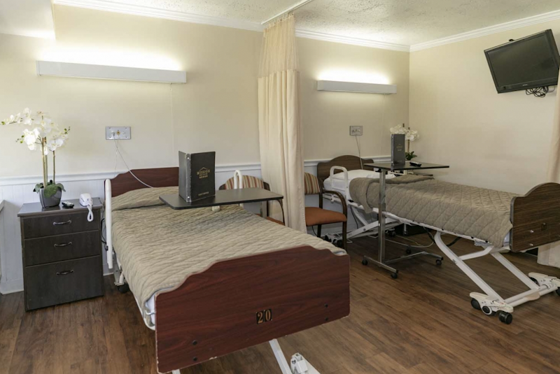 MISSION CARE CENTER nursing home in ROSEMEAD, CA - Photo 5 of 10