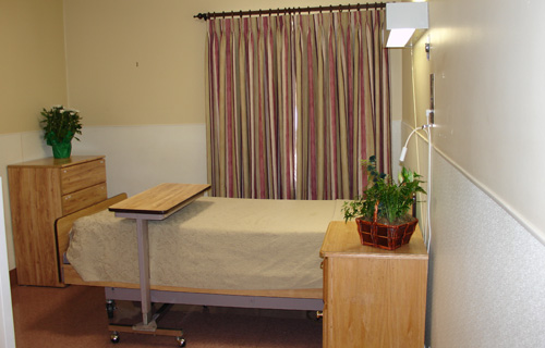 BEL VISTA HEALTHCARE CENTER nursing home in LONG BEACH, CA - Photo 4 of 5
