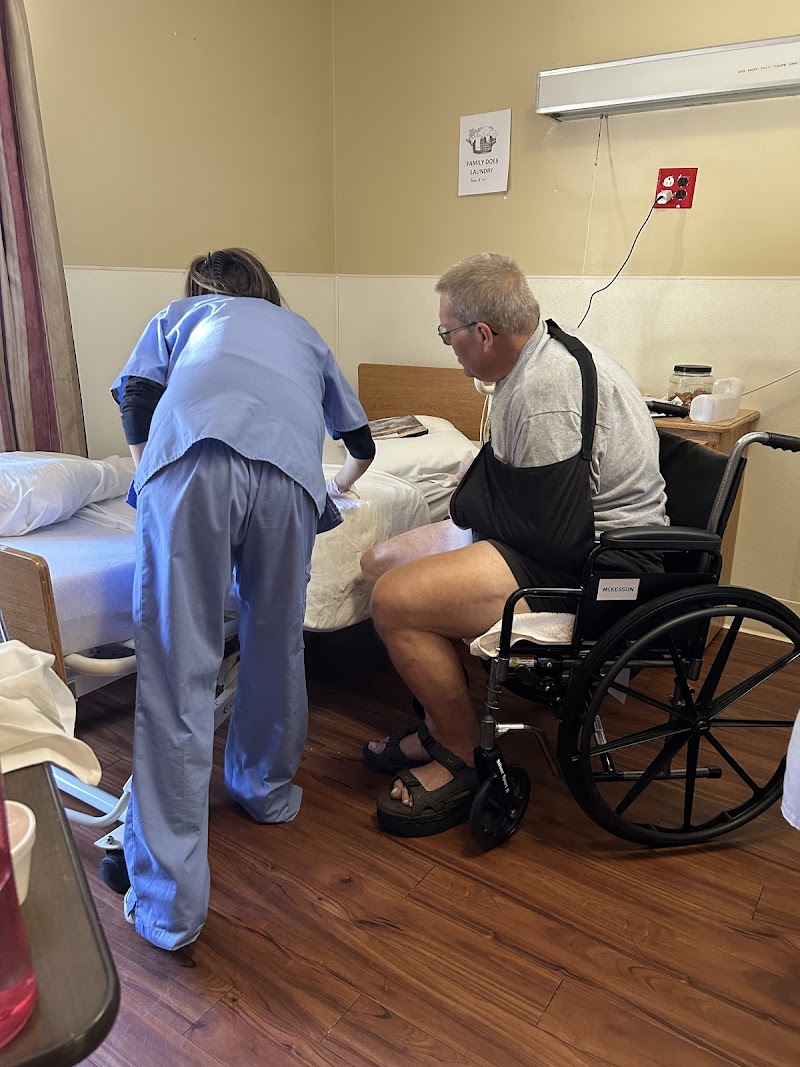 BEL VISTA HEALTHCARE CENTER nursing home in LONG BEACH, CA - Photo 5 of 5