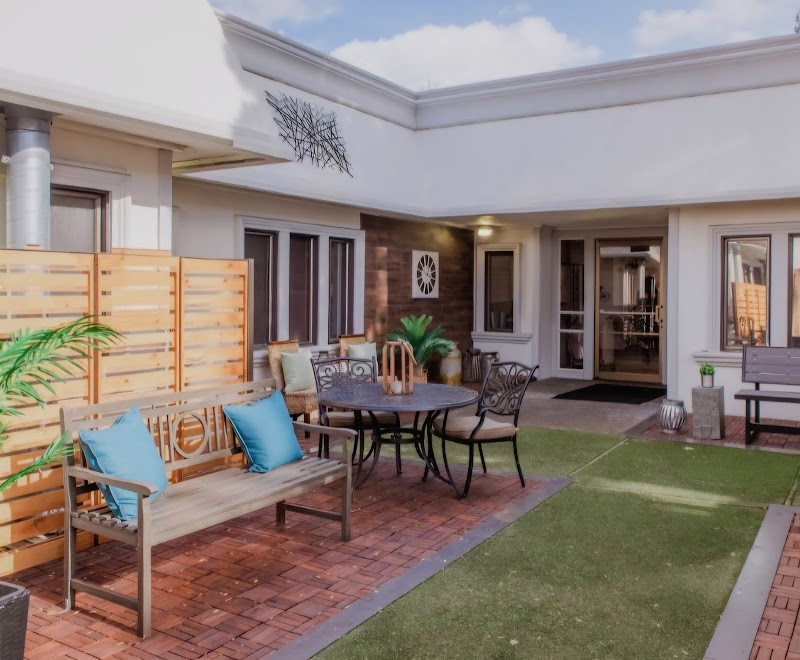 ELMWOOD CARE CENTER nursing home in BERKELEY, CA - Photo 2 of 5