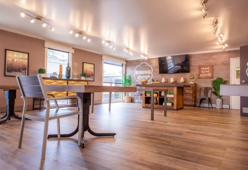 ELMWOOD CARE CENTER nursing home in BERKELEY, CA - Photo 5 of 5