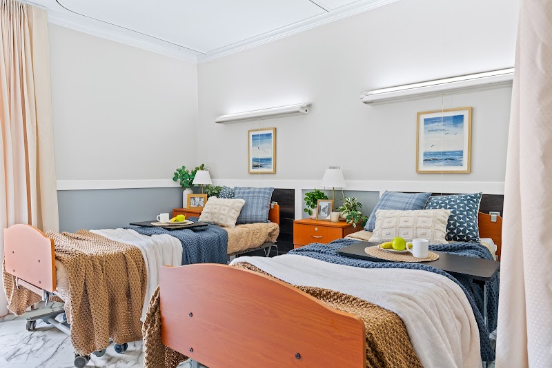 PARK AVENUE HEALTHCARE & WELLNESS CENTER nursing home in POMONA, CA - Photo 4 of 5