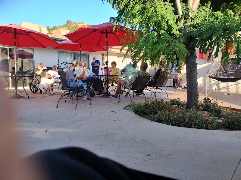 Mesa Glen Care Center nursing home in GLENDORA, CA - Photo 2 of 5