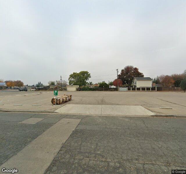 GRAND OAKS CARE nursing home in TULARE, CA - Photo 2 of 2