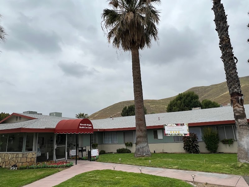 RIVERSIDE HEIGHTS HEALTHCARE CENTER, LLC nursing home in RIVERSIDE, CA - Photo 2 of 10