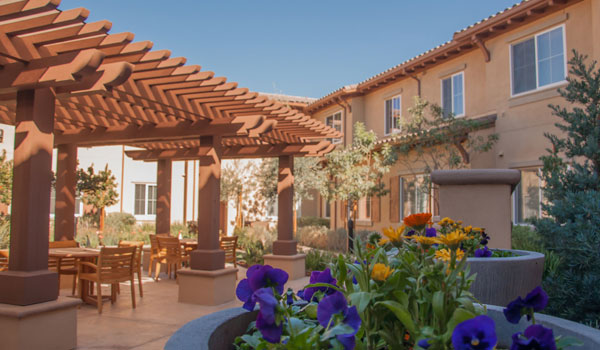 CREEKVIEW SKILLED NURSING nursing home in PLEASANTON, CA - Photo 4 of 10