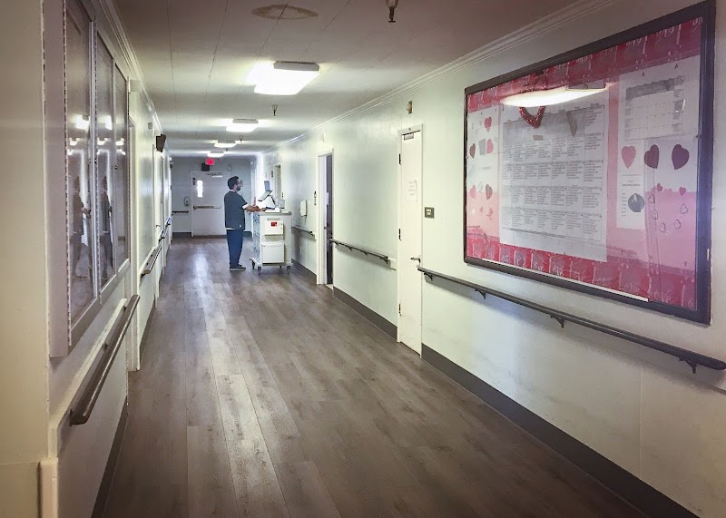 ARROWHEAD HEALTHCARE CENTER, LLC nursing home in SAN BERNARDINO, CA - Photo 4 of 10