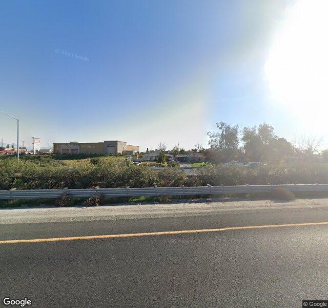 HEIGHT STREET SKILLED CARE nursing home in BAKERSFIELD, CA - Photo 2 of 2