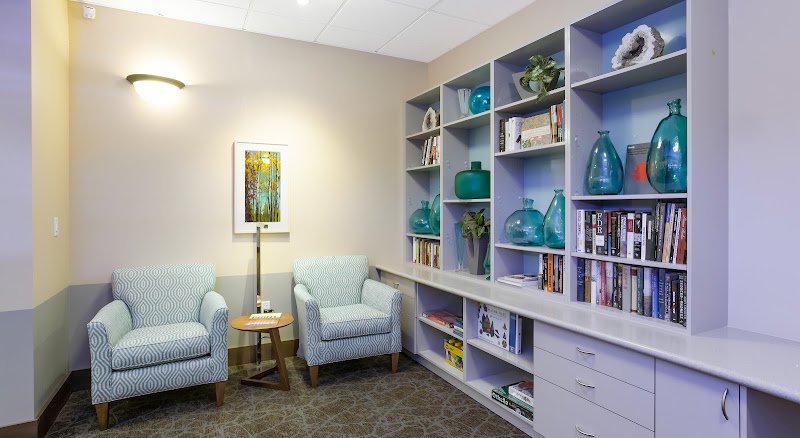 ADVANCED HEALTH CARE OF SACRAMENTO nursing home in NORTH SACRAMENTO, CA - Photo 5 of 10