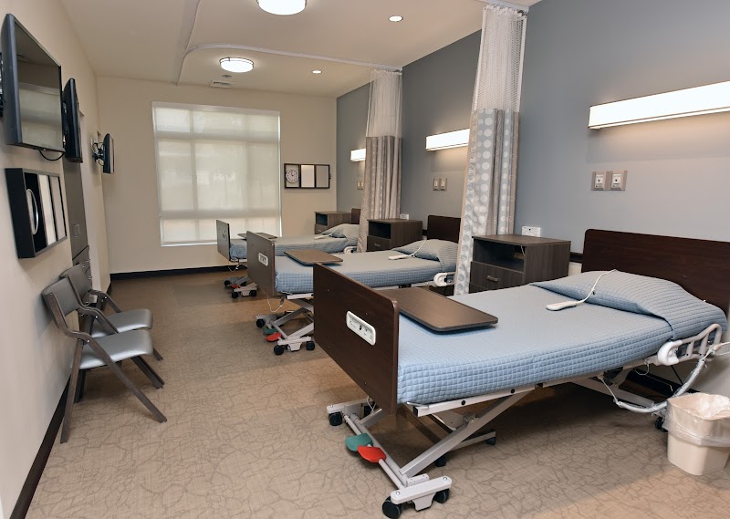 THE SPRINGS HEALTH AND REHABILITATION CENTER nursing home in MURRIETA, CA - Photo 3 of 10