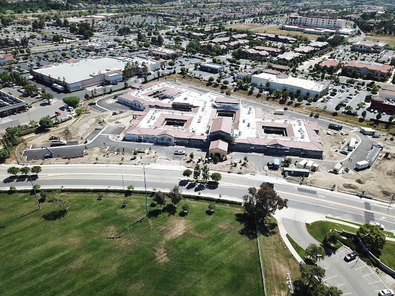 TEMECULA HEALTHCARE CENTER nursing home in TEMECULA, CA - Photo 2 of 5