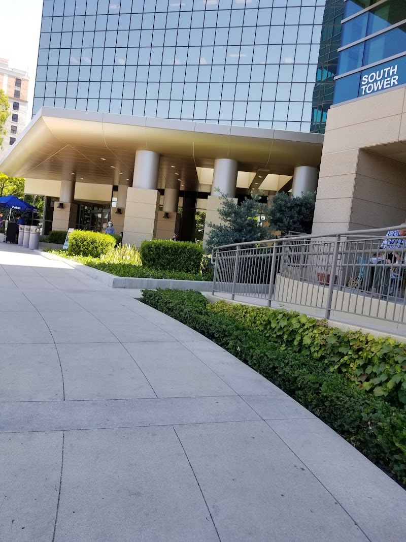 PIH HEALTH GOOD SAMARITAN HOSPITAL D/P SNF nursing home in LOS ANGELES, CA - Photo 4 of 5