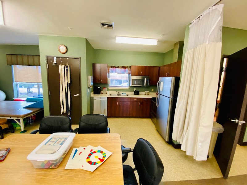 GREENVILLE HEALTH & REHABILITATION CENTER nursing home in GREENVILLE, TX - Photo 4 of 5