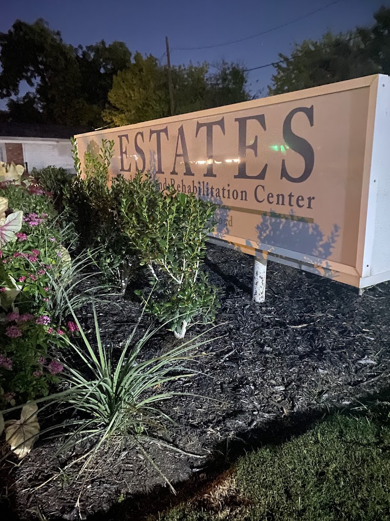 ESTATES HEALTHCARE AND REHABILITATION CENTER nursing home in FORT WORTH, TX - Photo 4 of 5