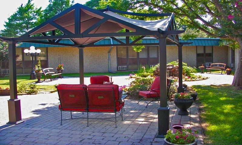 ARAPAHO REHABILITATION AND CARE CENTER nursing home in RICHARDSON, TX - Photo 3 of 5