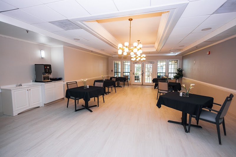 Crestview Healthcare Residence nursing home in Waco, TX - Photo 3 of 5