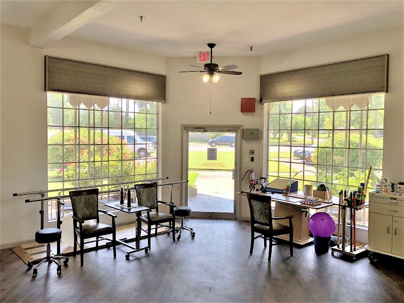 PINE TREE LODGE NURSING CENTER nursing home in LONGVIEW, TX - Photo 3 of 5