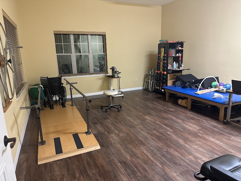 CARRIAGE HOUSE MANOR nursing home in SULPHUR SPRINGS, TX - Photo 5 of 7