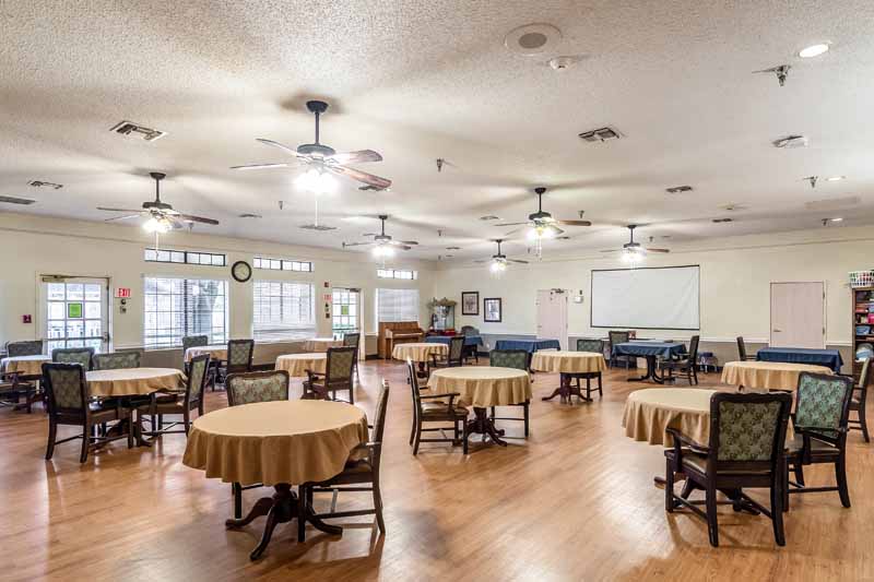 LONGMEADOW HEALTHCARE CENTER nursing home in JUSTIN, TX - Photo 3 of 5