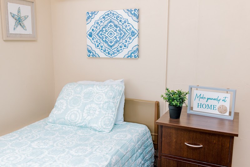 PECAN MANOR NURSING AND REHABILITATION nursing home in KENNEDALE, TX - Photo 4 of 5