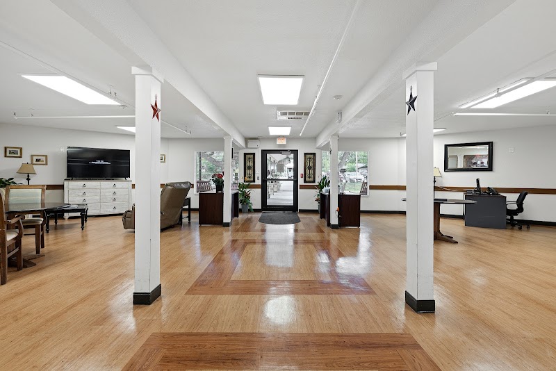 CARE INN OF LA GRANGE nursing home in LA GRANGE, TX - Photo 4 of 8