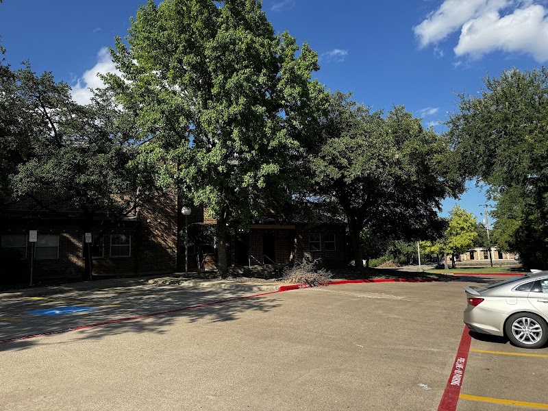 COTTONWOOD CREEK HEALTHCARE COMMUNITY nursing home in RICHARDSON, TX - Photo 4 of 5